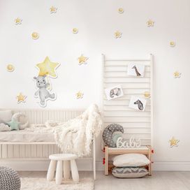 מדבקות היפו עם כוכבים ועיגולים. מידות הגיליון 45*55, מארז שני גיליונות